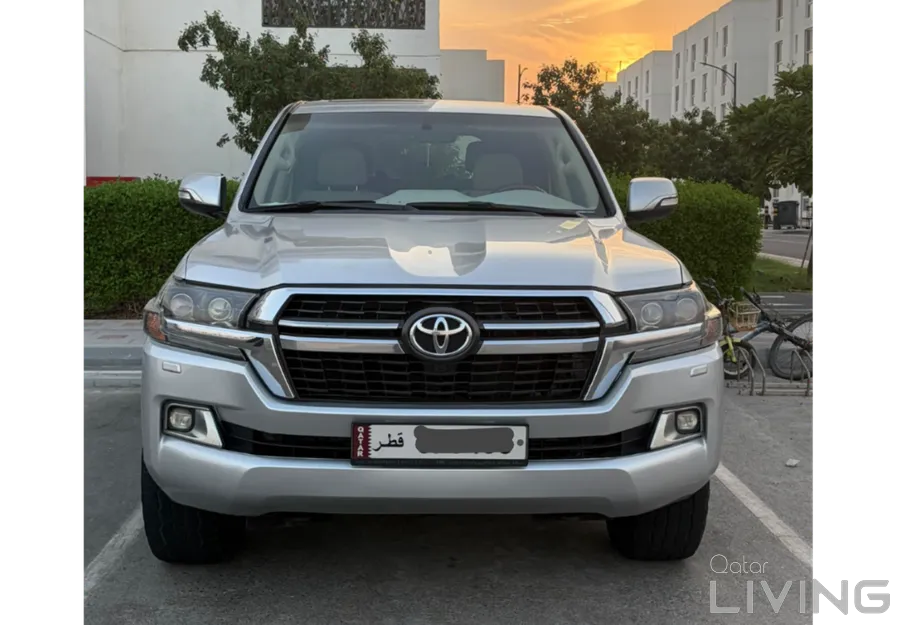 Toyota Land Cruiser GXR 2016 — QatarLiving